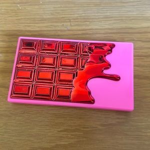 Pink and Red Eyeshadow